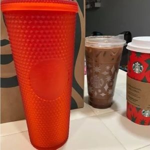 2021 RED STUDDED MATTE TUMBLER 24 fl oz